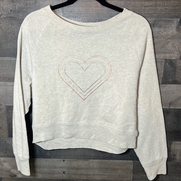 live love dream Tops - Cream Cropped Sweatshirt With Gold Silver and Bronze Heart from Live Lov…